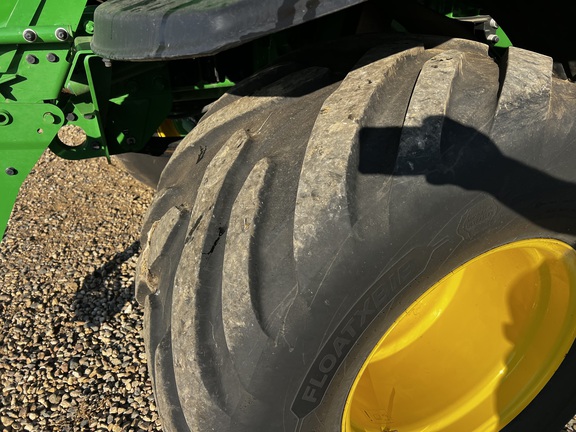 2024 John Deere 800R - Photo10