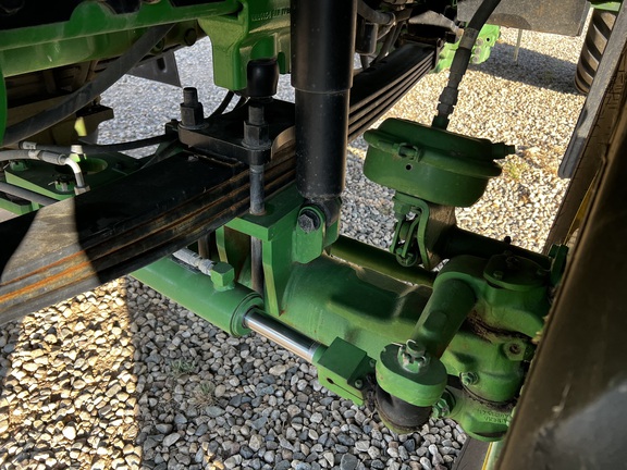 2024 John Deere 800R - Photo11
