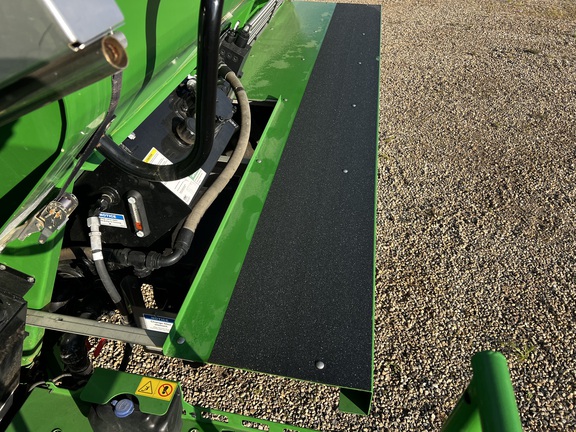 2024 John Deere 800R - Photo32