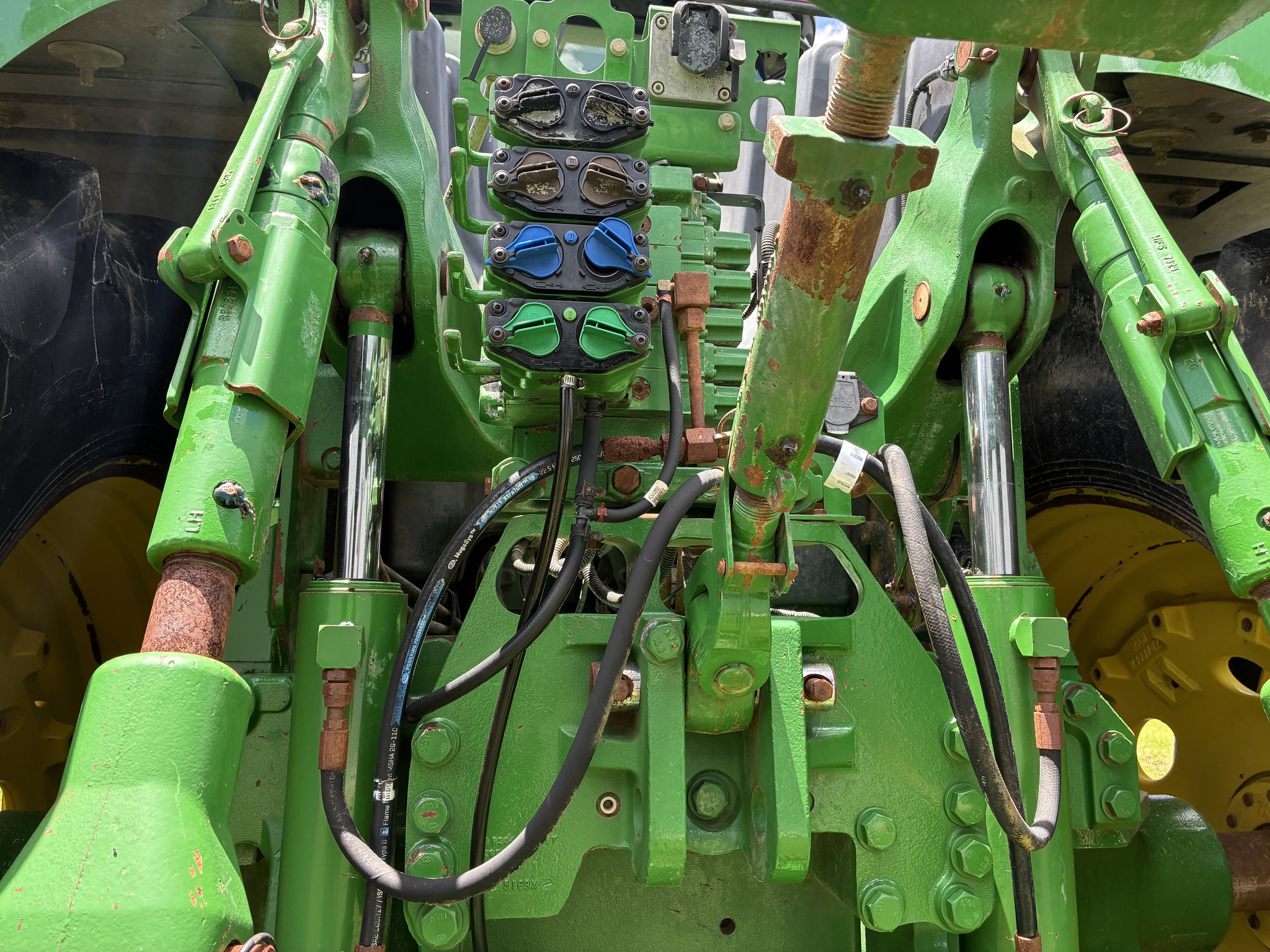 2017 John Deere 9420R Image 6