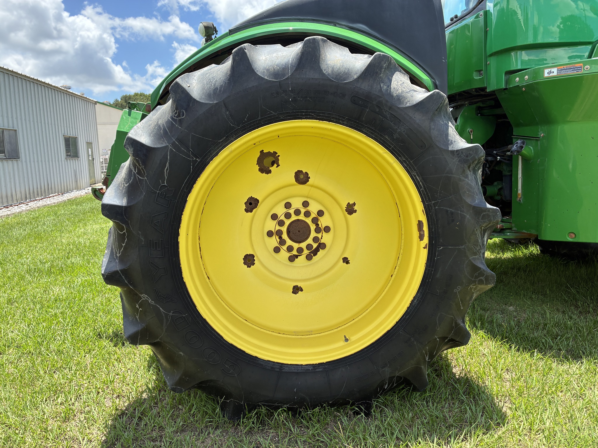 2017 John Deere 9420R Image 20
