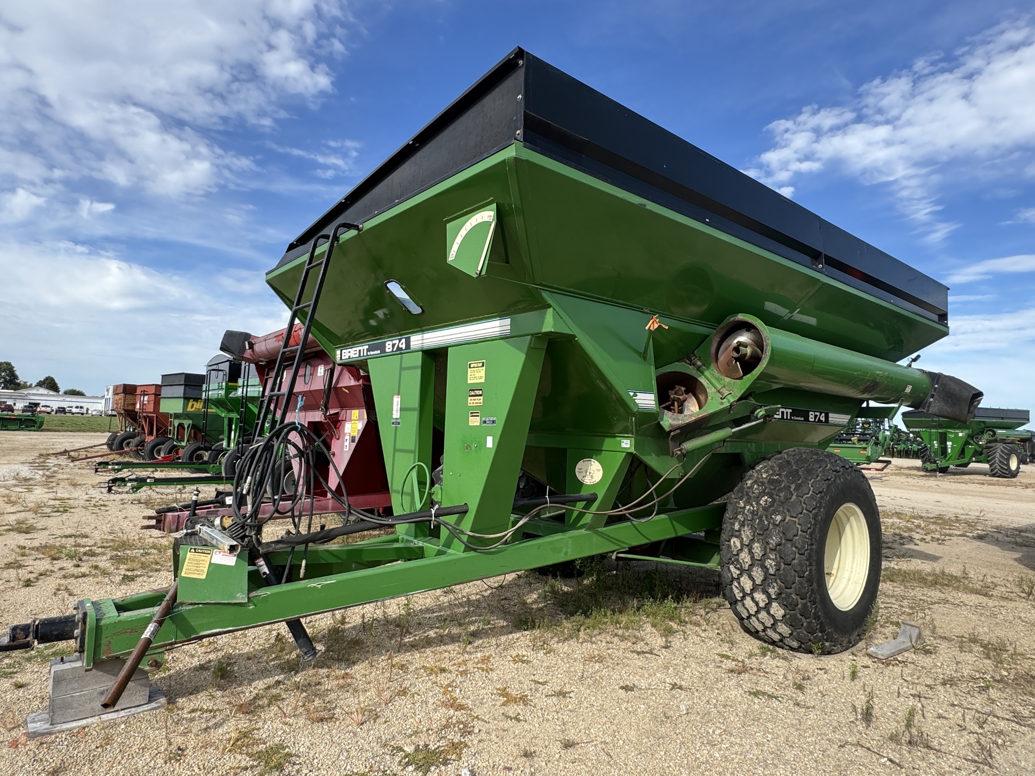  1997 Brent 874 at Heritage Tractor in Mendota, IL