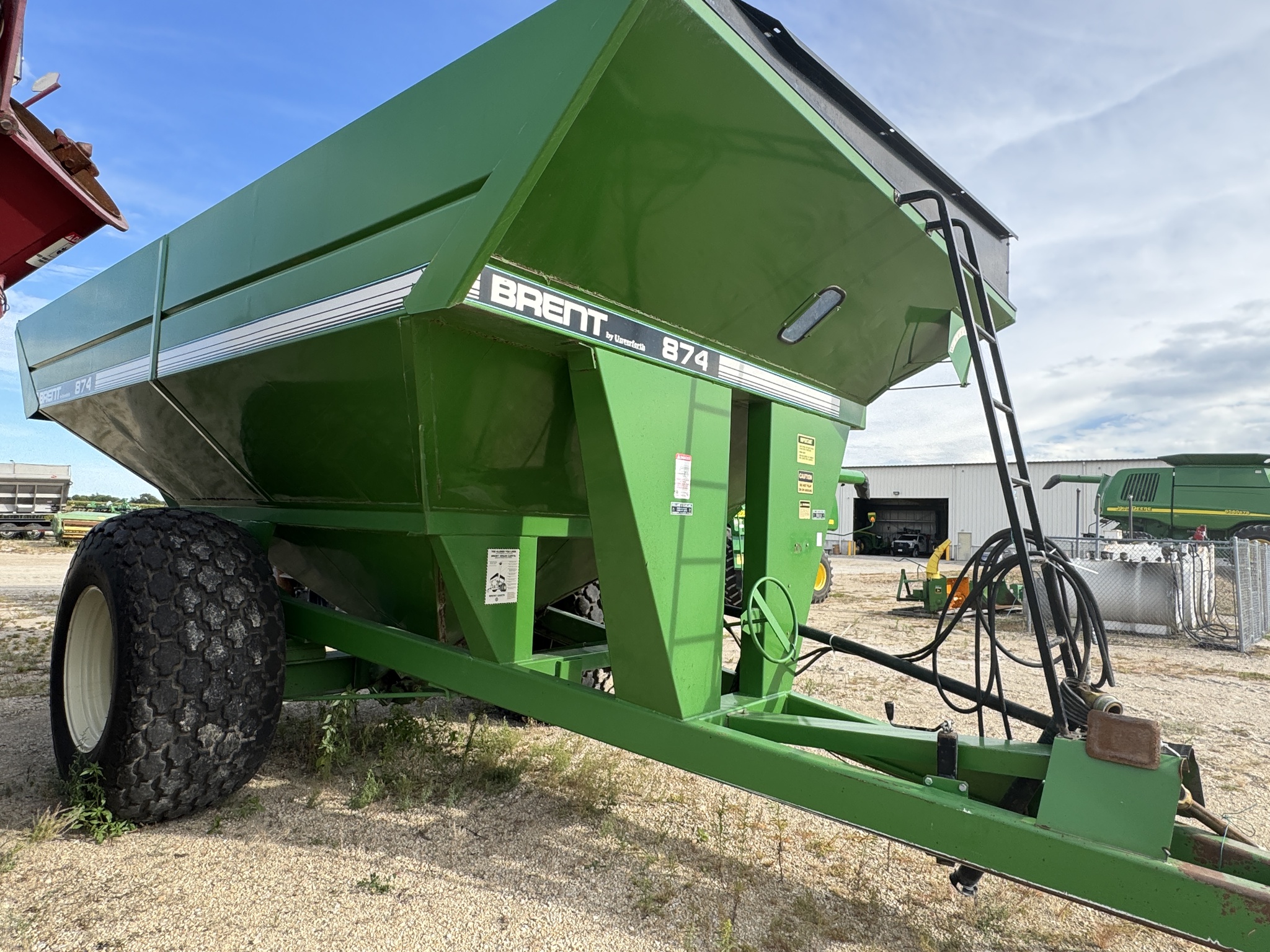  1997 Brent 874 at Heritage Tractor in Mendota, IL