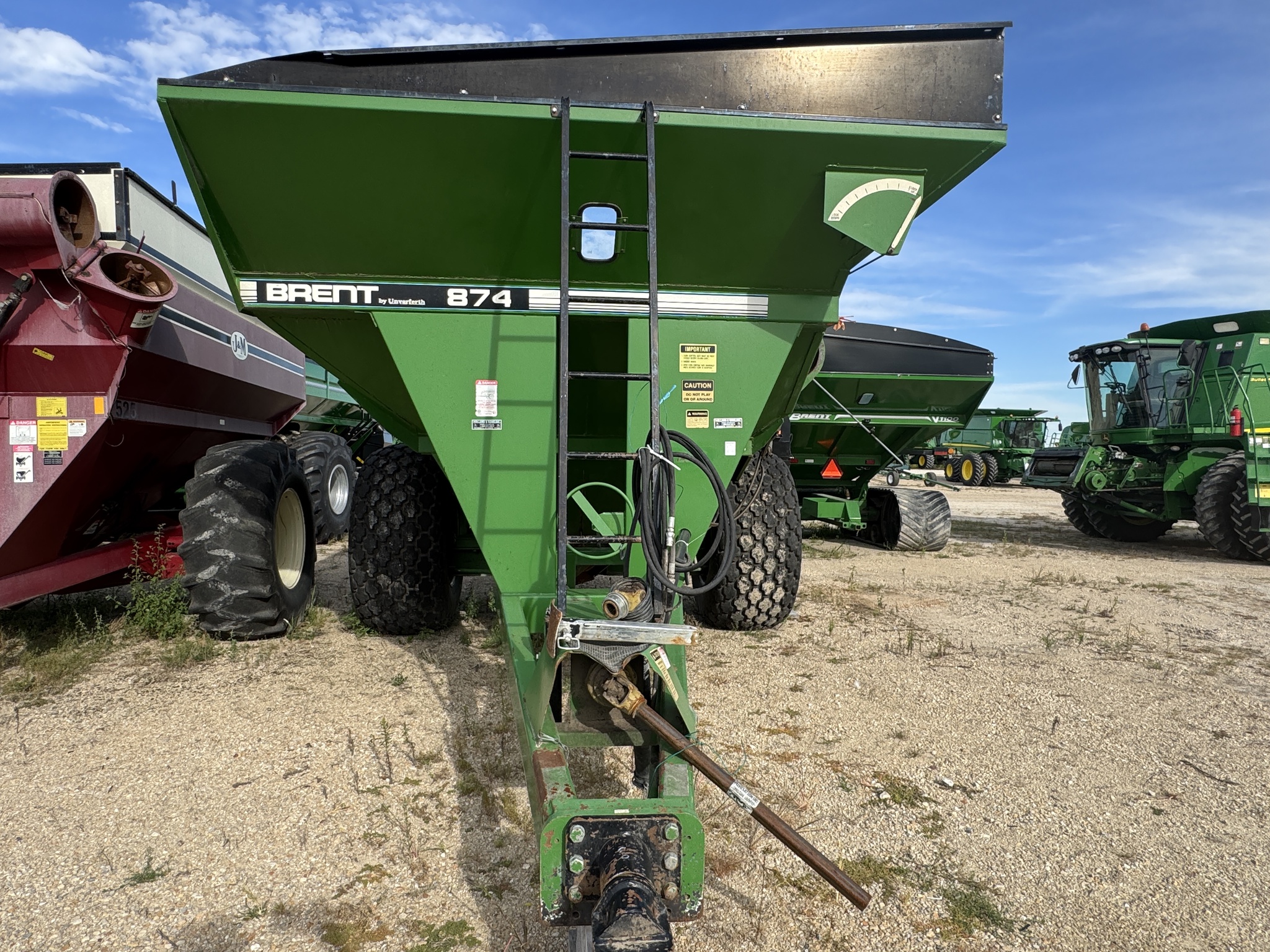  1997 Brent 874 at Heritage Tractor in Mendota, IL