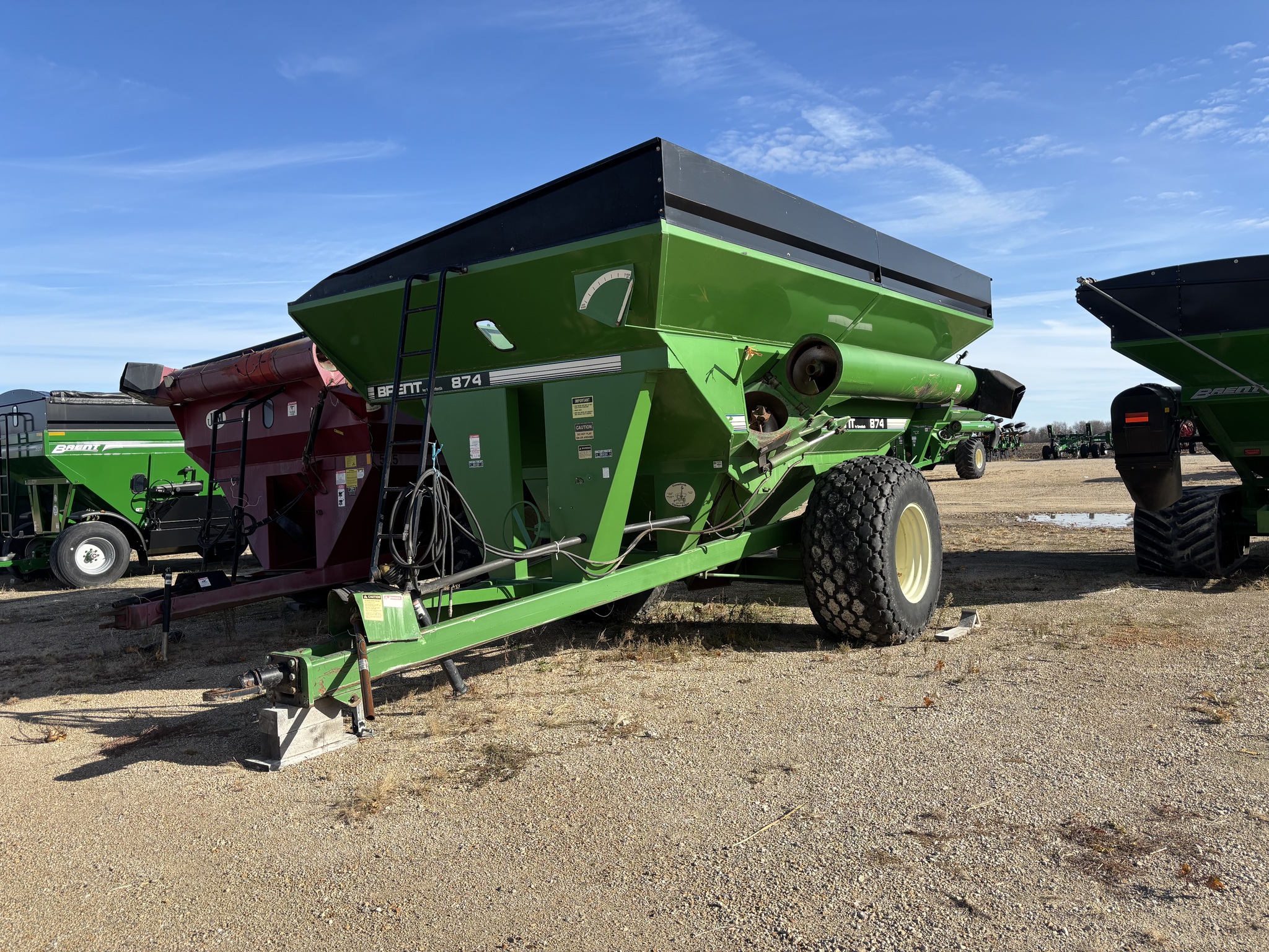  1997 Brent 874 at Heritage Tractor in Mendota, IL