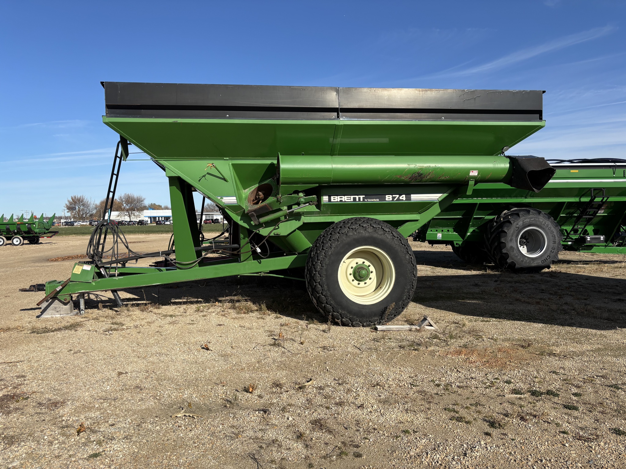  1997 Brent 874 at Heritage Tractor in Mendota, IL