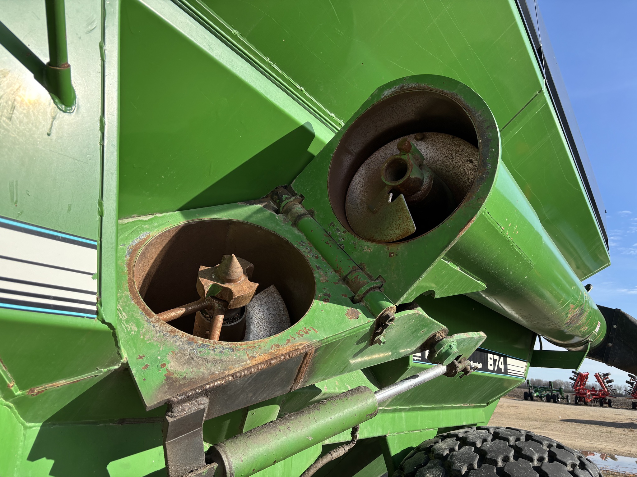  1997 Brent 874 at Heritage Tractor in Mendota, IL