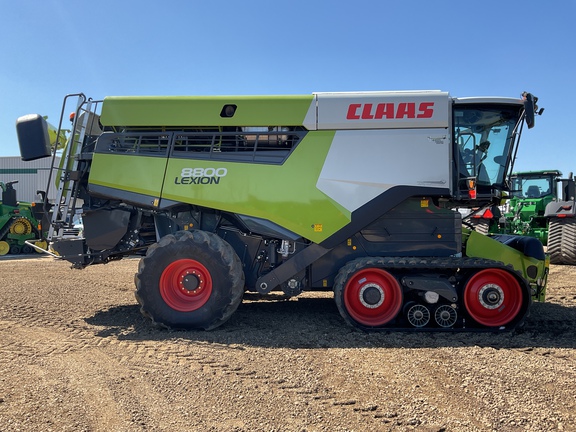 Used 2021 Claas 8800TT Combines at Horizon Ag & Turf in Westlock, AB - Photo6