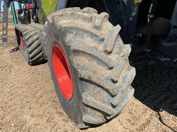 Used 2021 Claas 8800TT Combines at Horizon Ag & Turf in Westlock, AB - Photo10