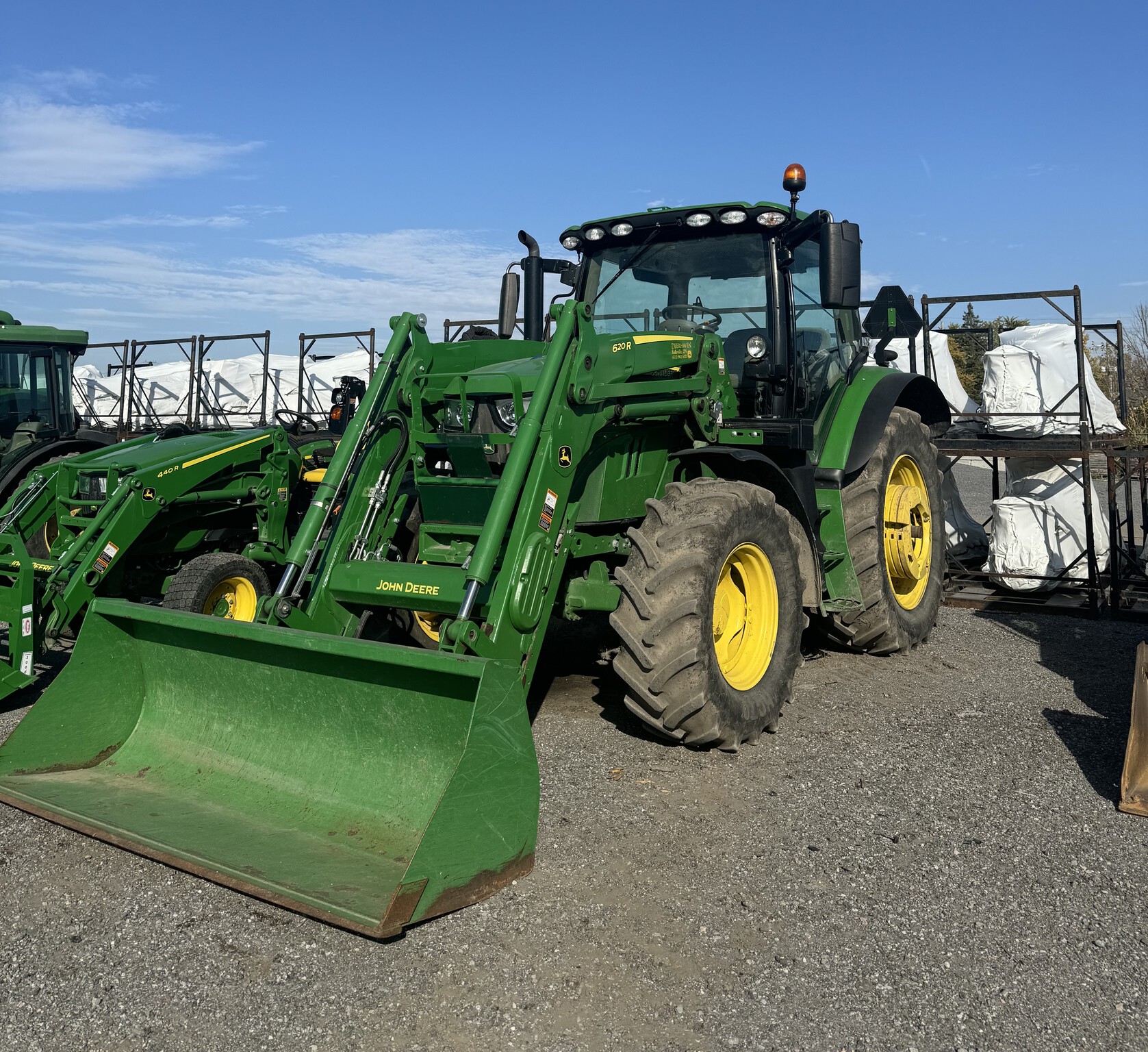 2018 John Deere 6130R Image 1