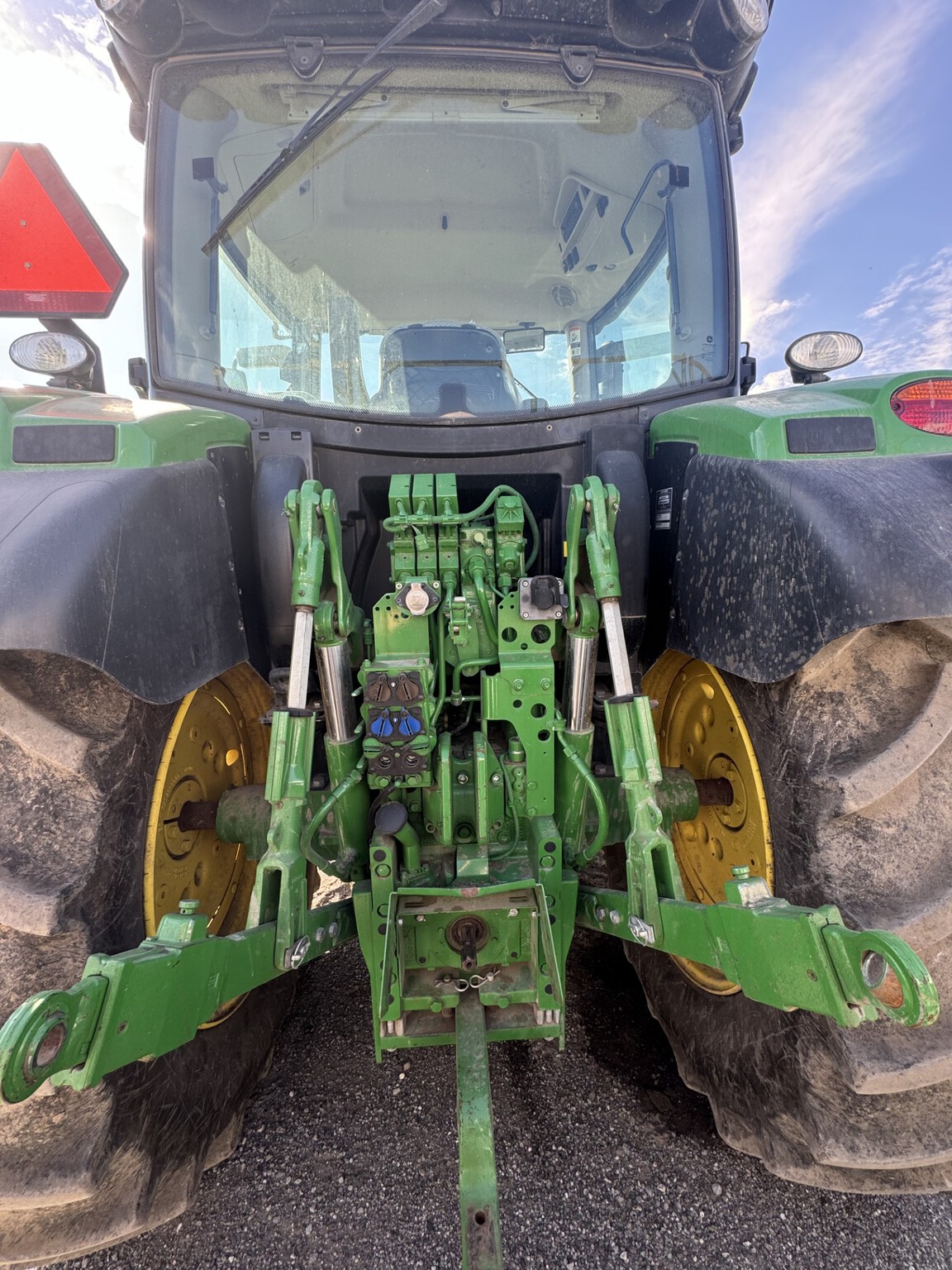2018 John Deere 6130R Image 3
