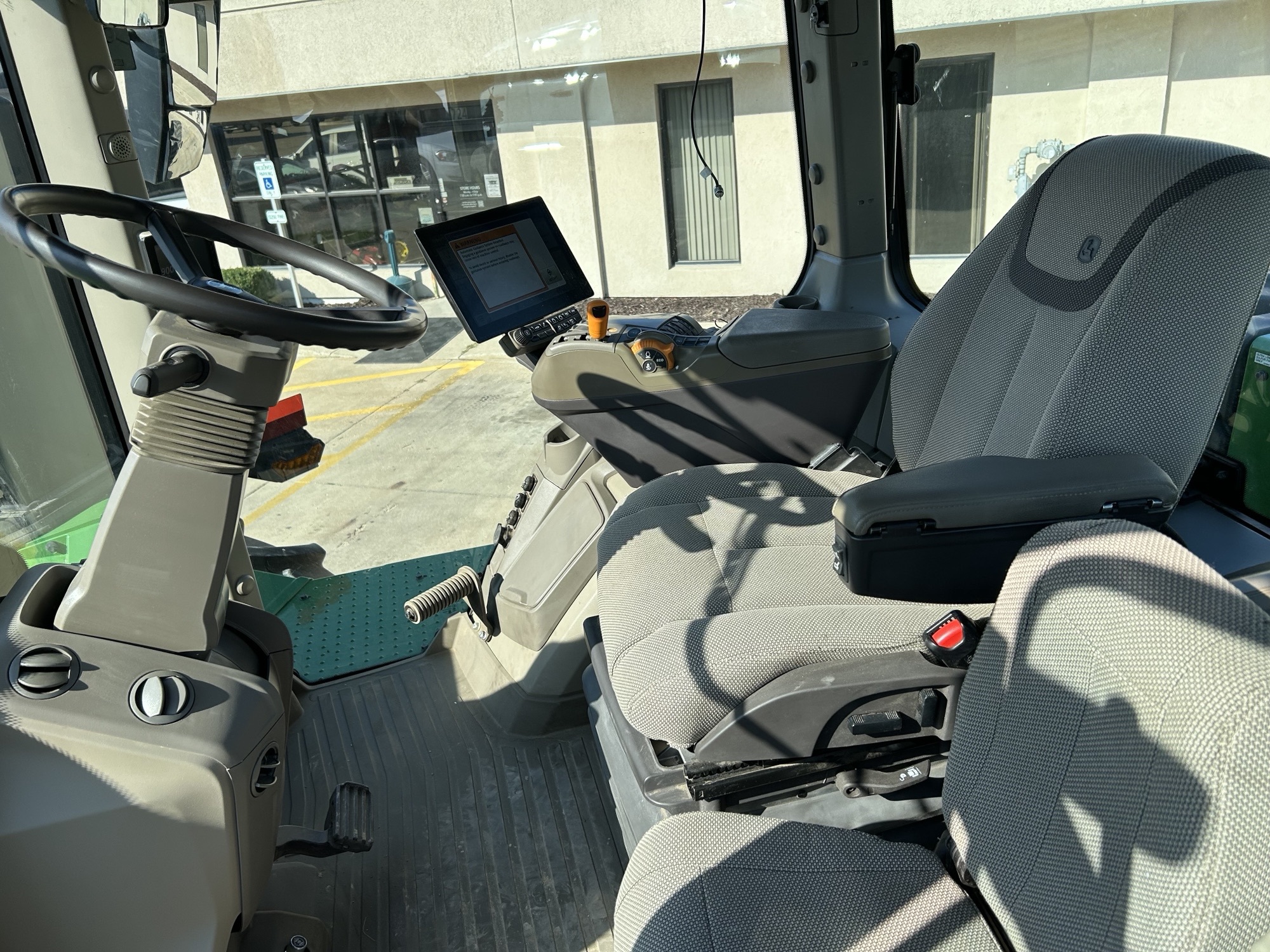  2024 John Deere 9R 590 at Heritage Tractor in Rockport, IL