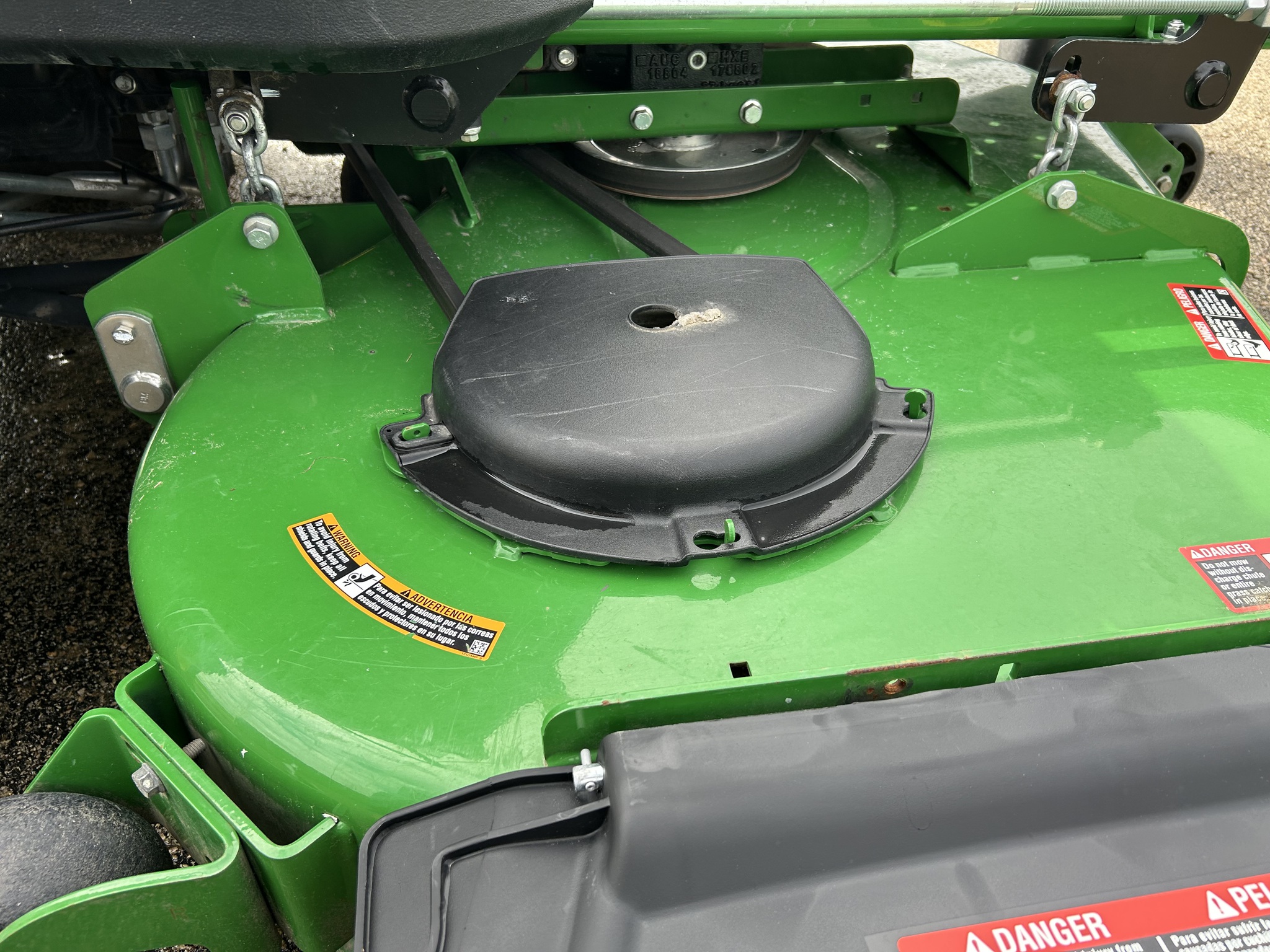  2024 John Deere Z997R at Heritage Tractor in Dixon, IL