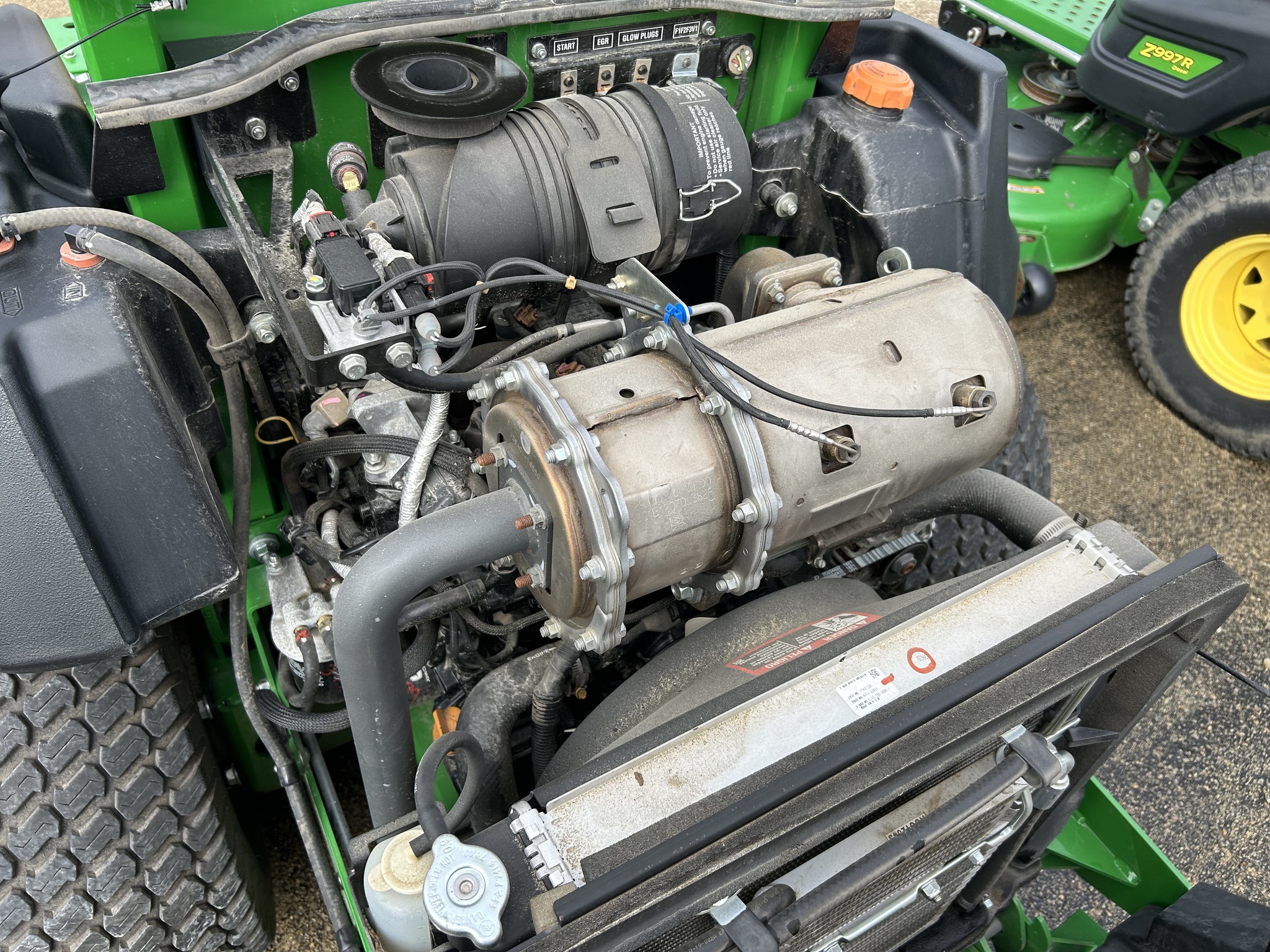  2024 John Deere Z997R at Heritage Tractor in Dixon, IL