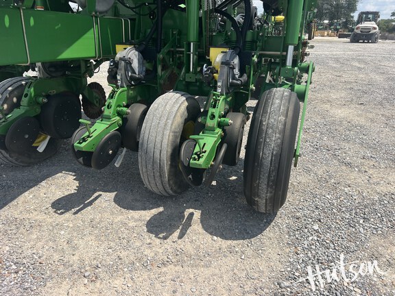 Photo of 2003 John Deere 1770NT CCS