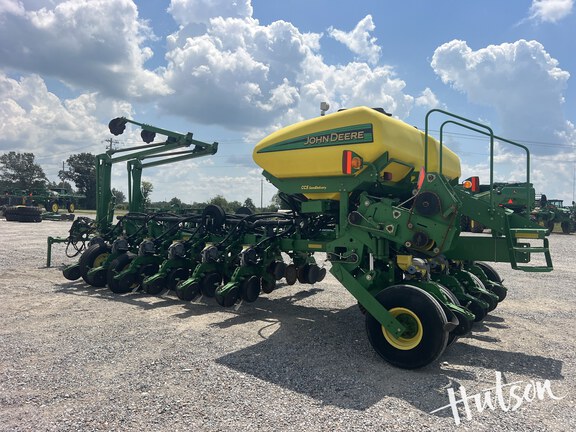 Photo of 2003 John Deere 1770NT CCS