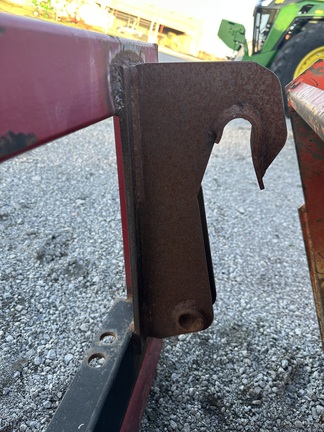 2010 Miscellaneous Universal Hay Spear