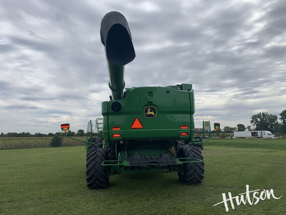 Photo of 2024 John Deere S790