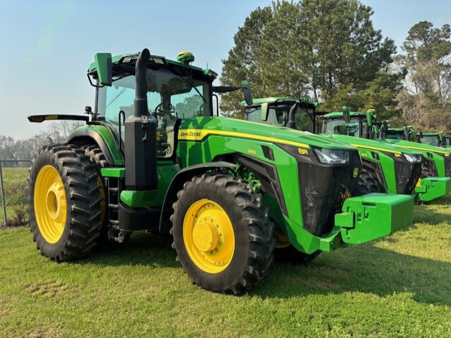 2023 John Deere 8R 280 Image 3