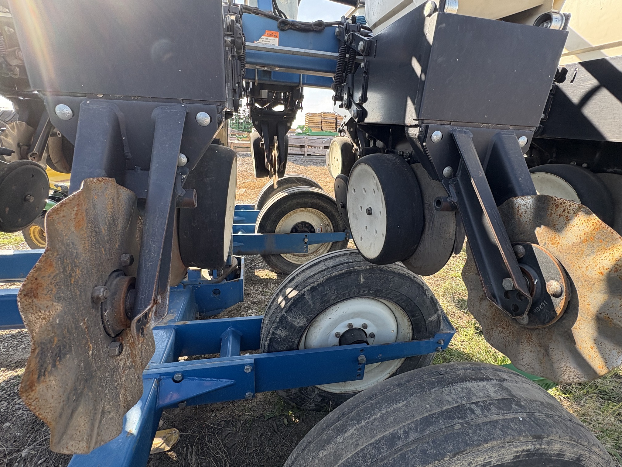  2010 Kinze 3600 at Heritage Tractor in Brimfield, IL