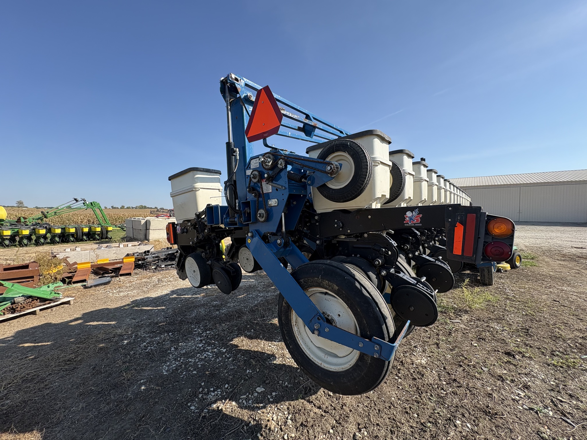  2010 Kinze 3600 at Heritage Tractor in Brimfield, IL
