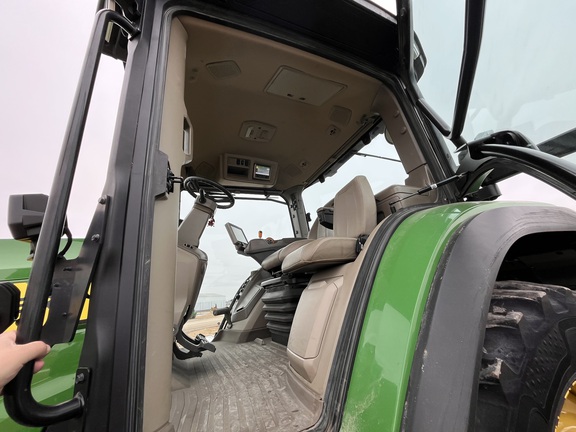 2020 John Deere 8R 370 - Photo35