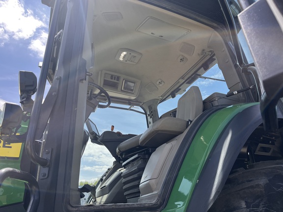 2020 John Deere 8R 370 - Photo35
