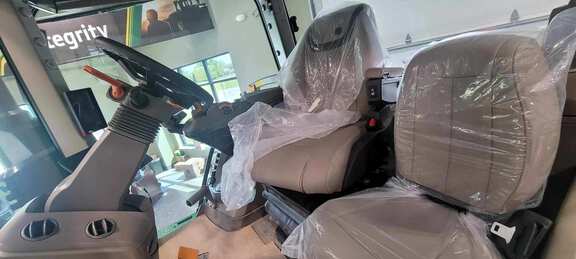 2024 John Deere 8R 370-9