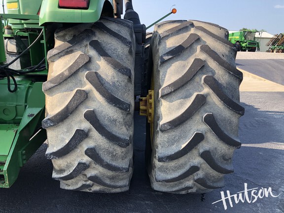 Photo of 1997 John Deere 9400