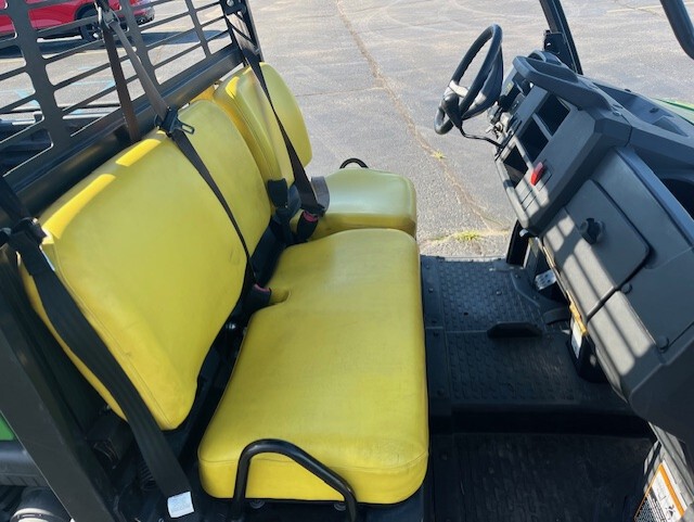 2018 John Deere XUV 835M Image 6