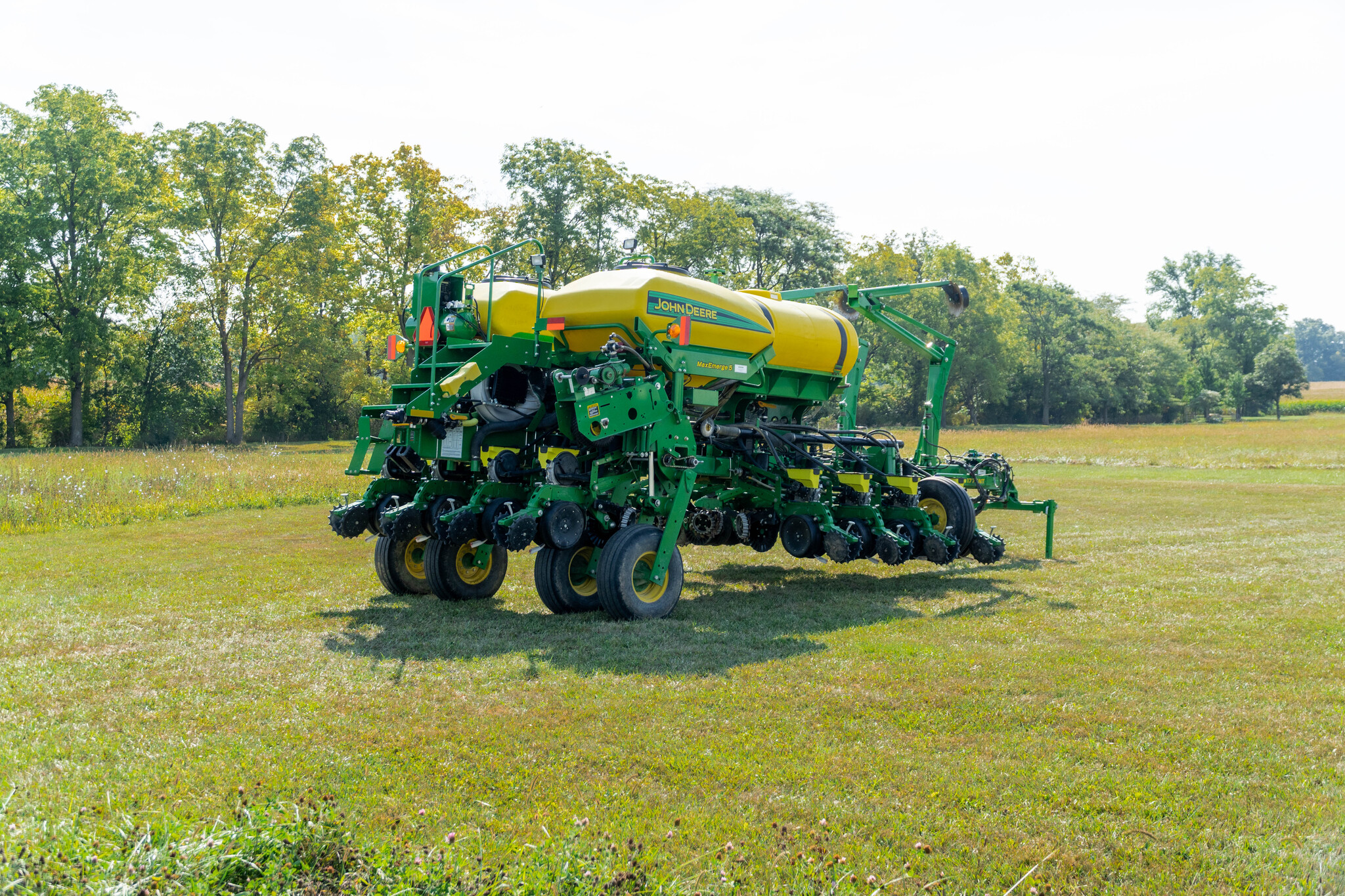 Used 2017 John Deere 1775NT Planters: Drawn at Koenig Equipment in Anna, OH - PhotoXL4