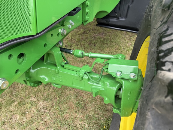 2025 John Deere 6R 120 - Photo11