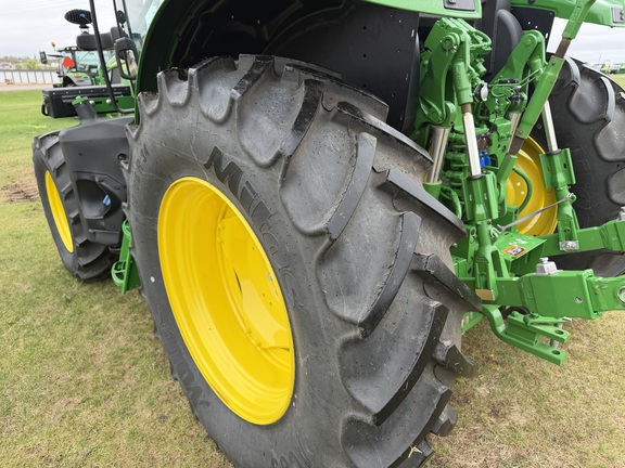 2025 John Deere 6R 120 - Photo16