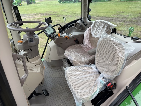 2025 John Deere 6R 120 - Photo24