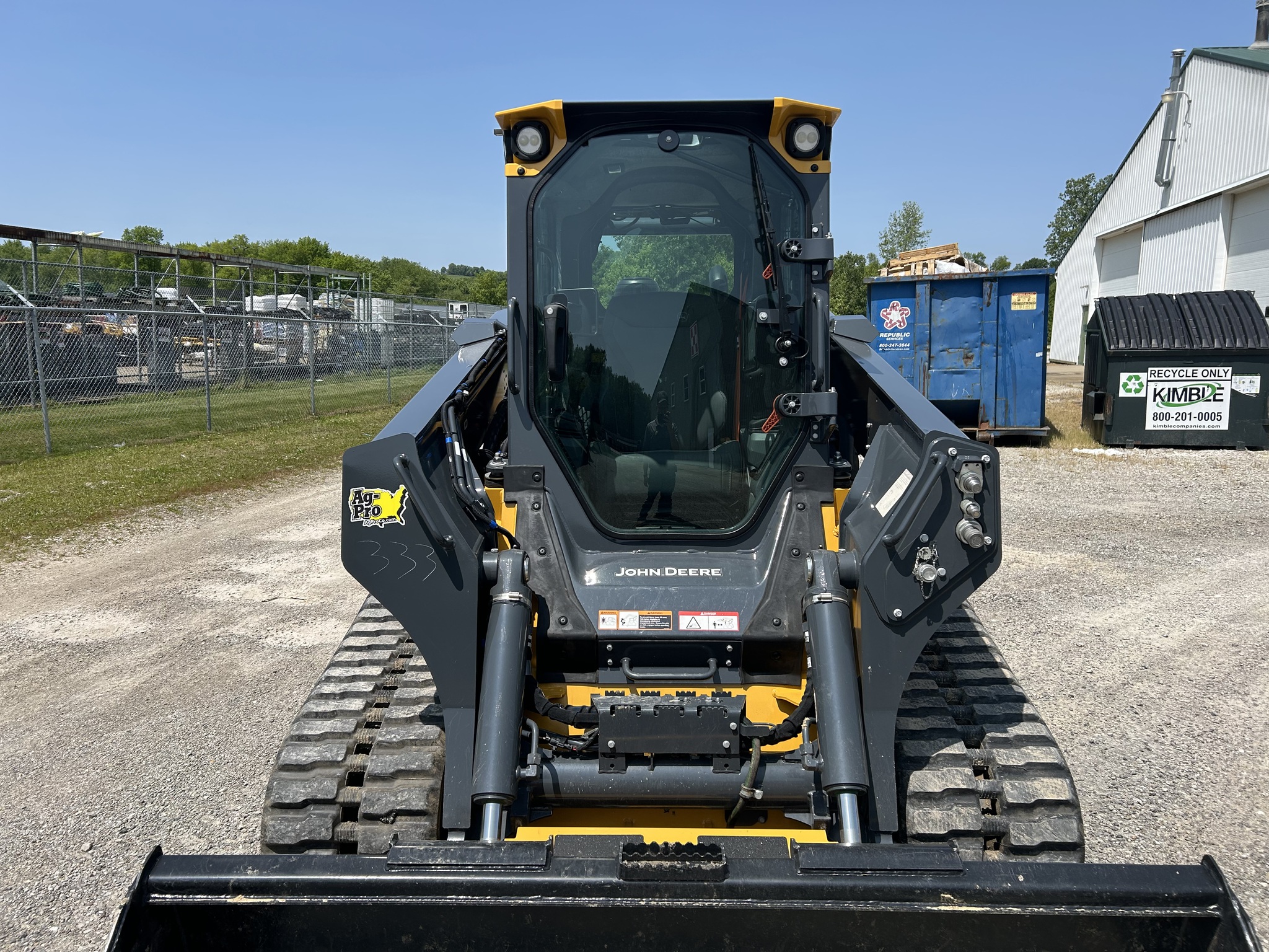 2025 John Deere 333 P Image 8