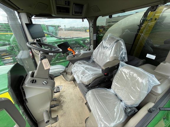 2025 John Deere 616R