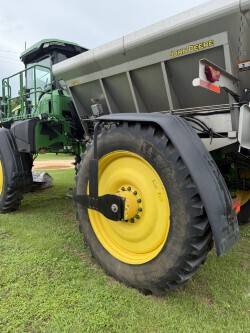 2023 John Deere 600R Photo 5