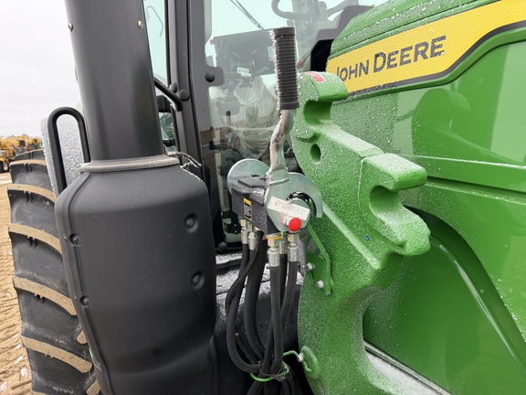 2025 John Deere 6M 155 - Photo23