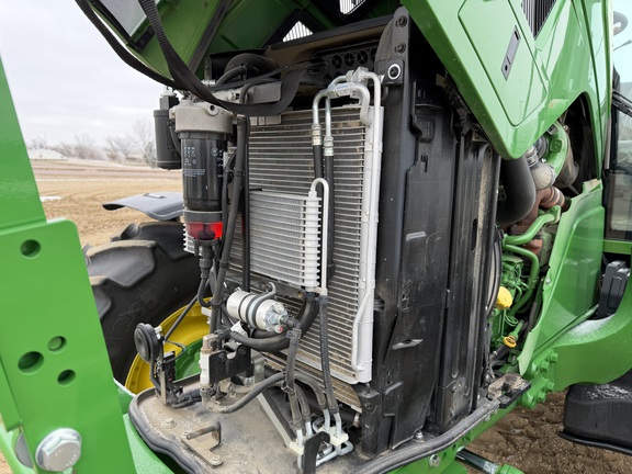 2025 John Deere 6M 155 - Photo25