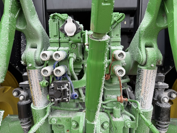 2025 John Deere 6M 155 - Photo27