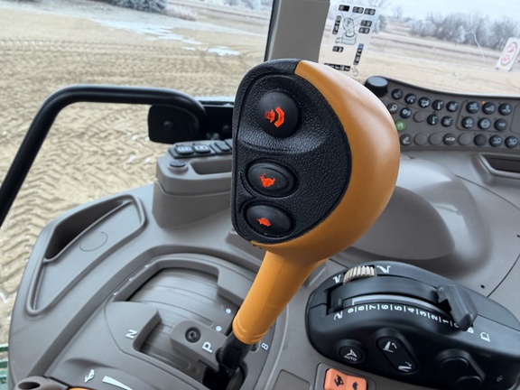 2025 John Deere 6M 155 - Photo35