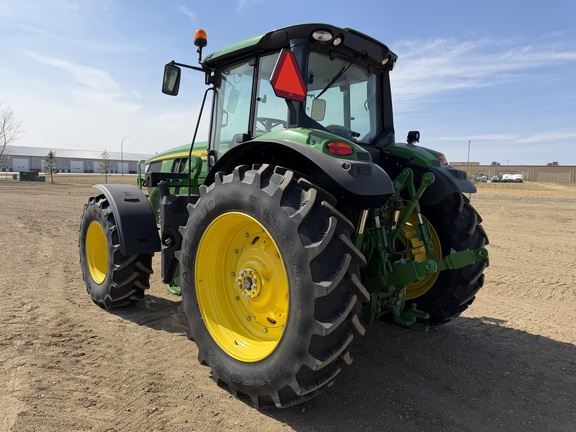 2025 John Deere 6M 155 - Photo5