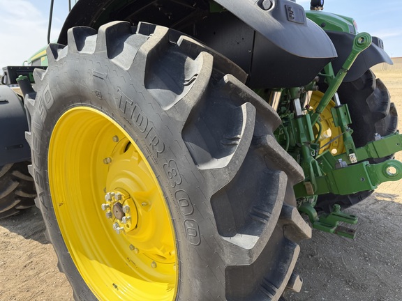 2025 John Deere 6M 155 - Photo18