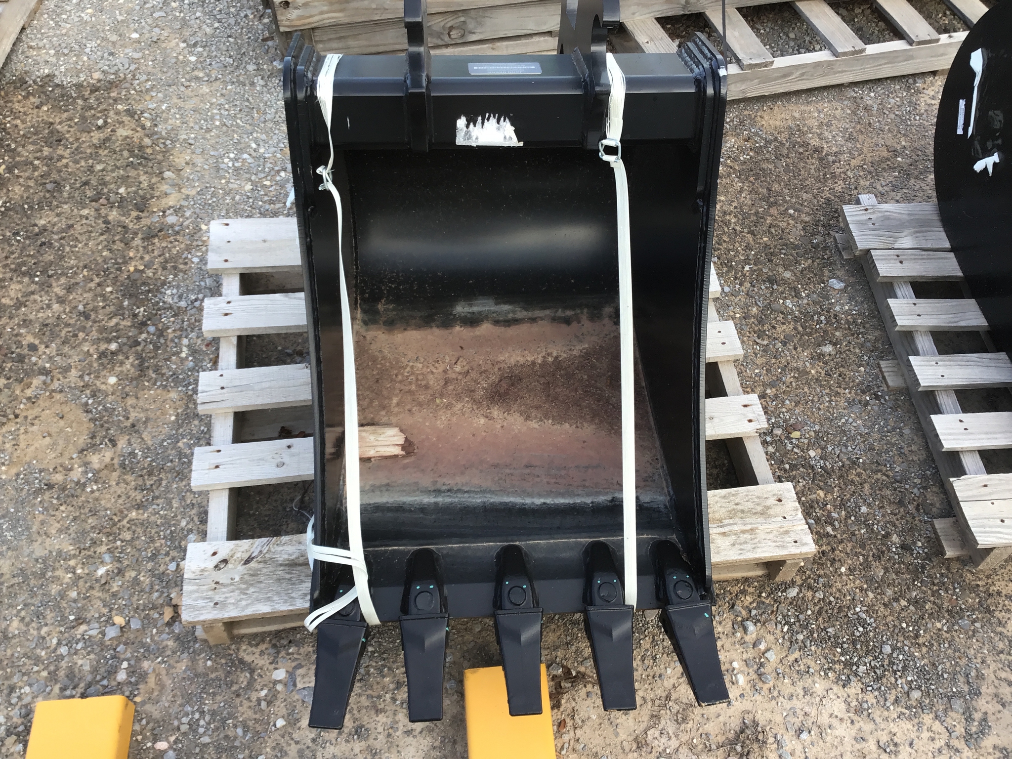 2024 John Deere BYT10991 24