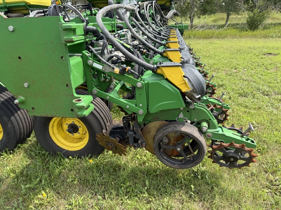 2022 John Deere DB60 - Photo12