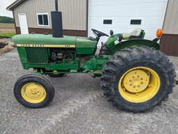 Tractor - Utility For Sale 1972 John Deere 820 (3 CYL) 