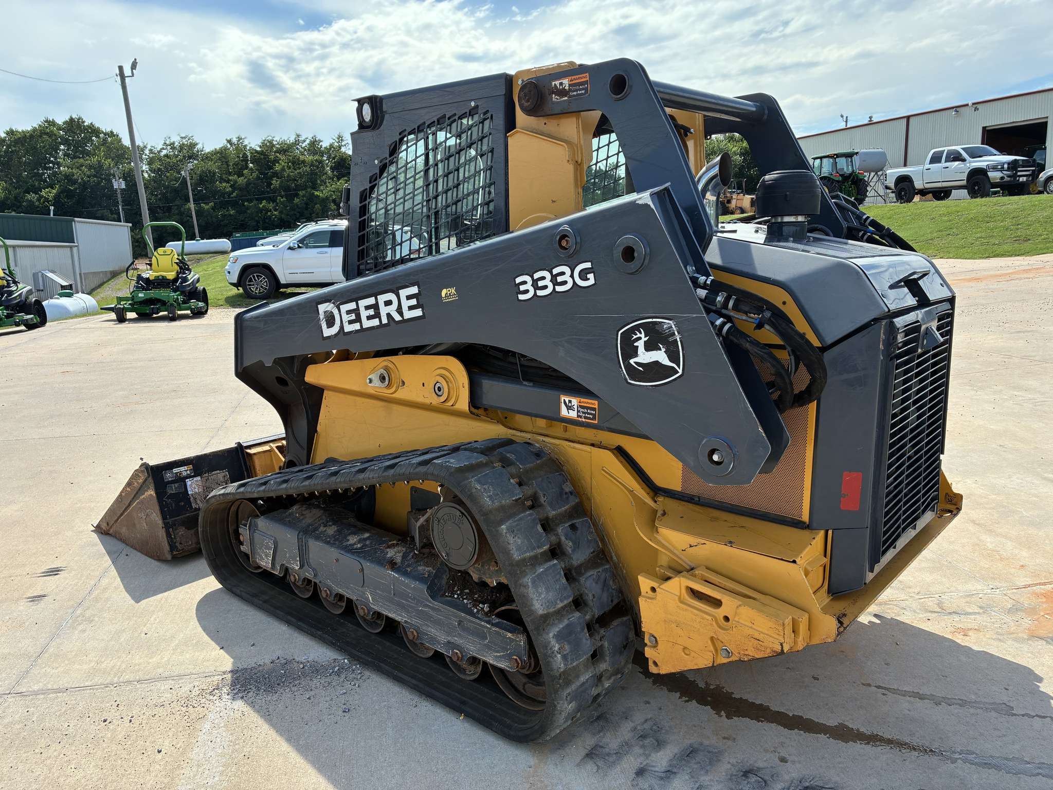 2019 John Deere 333G Image 3