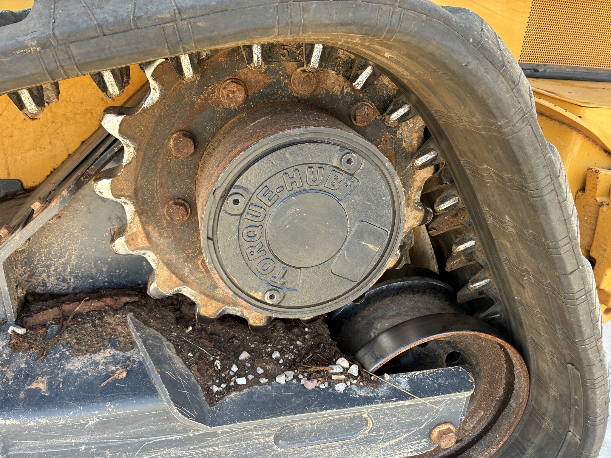 2019 John Deere 333G Image 19