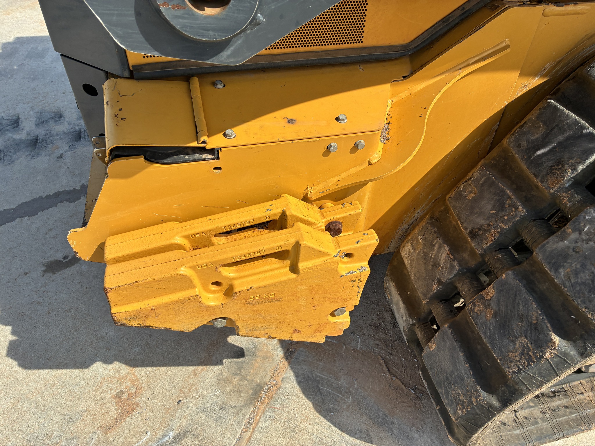 2019 John Deere 333G Image 14