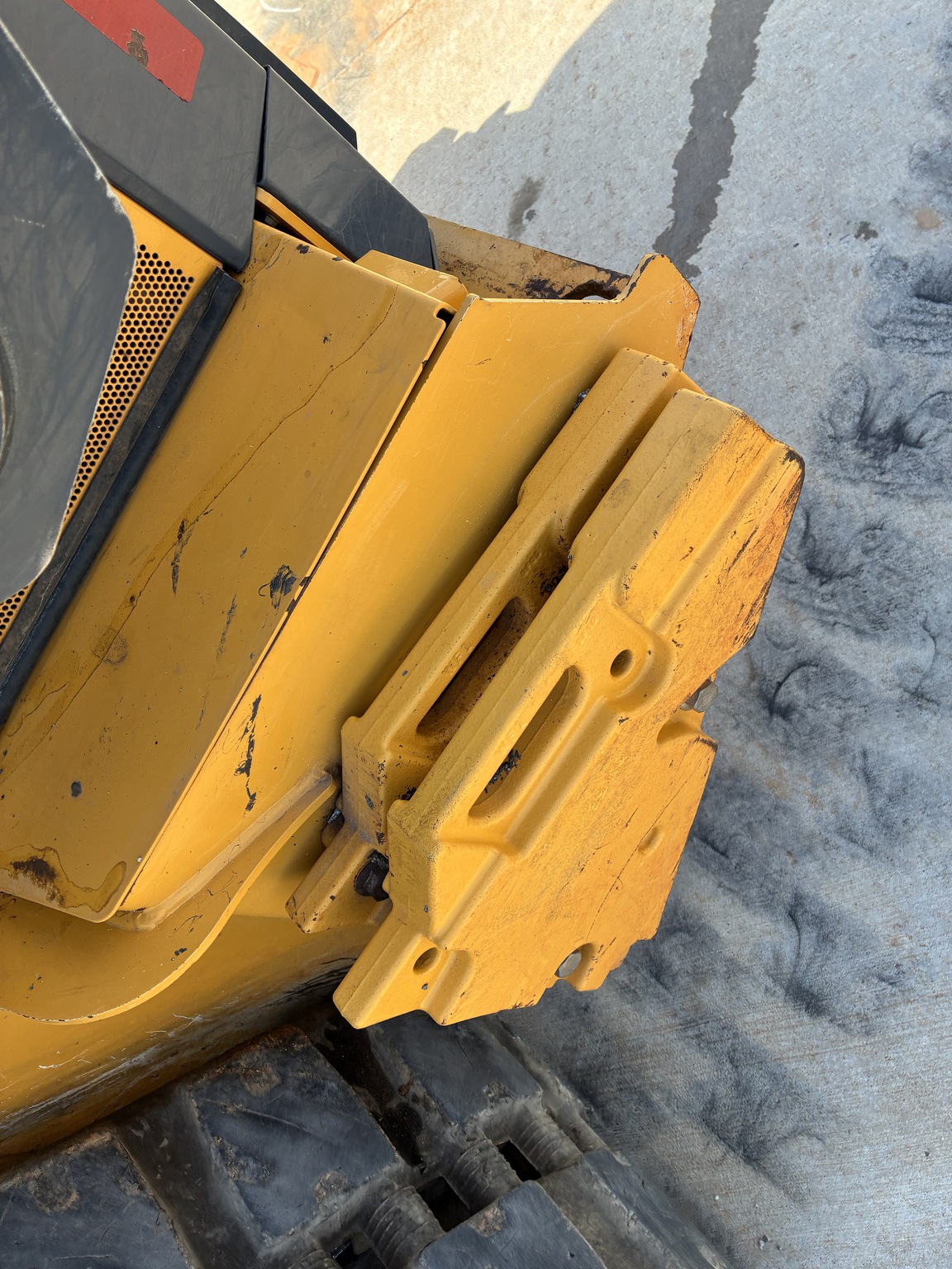 2019 John Deere 333G Image 17